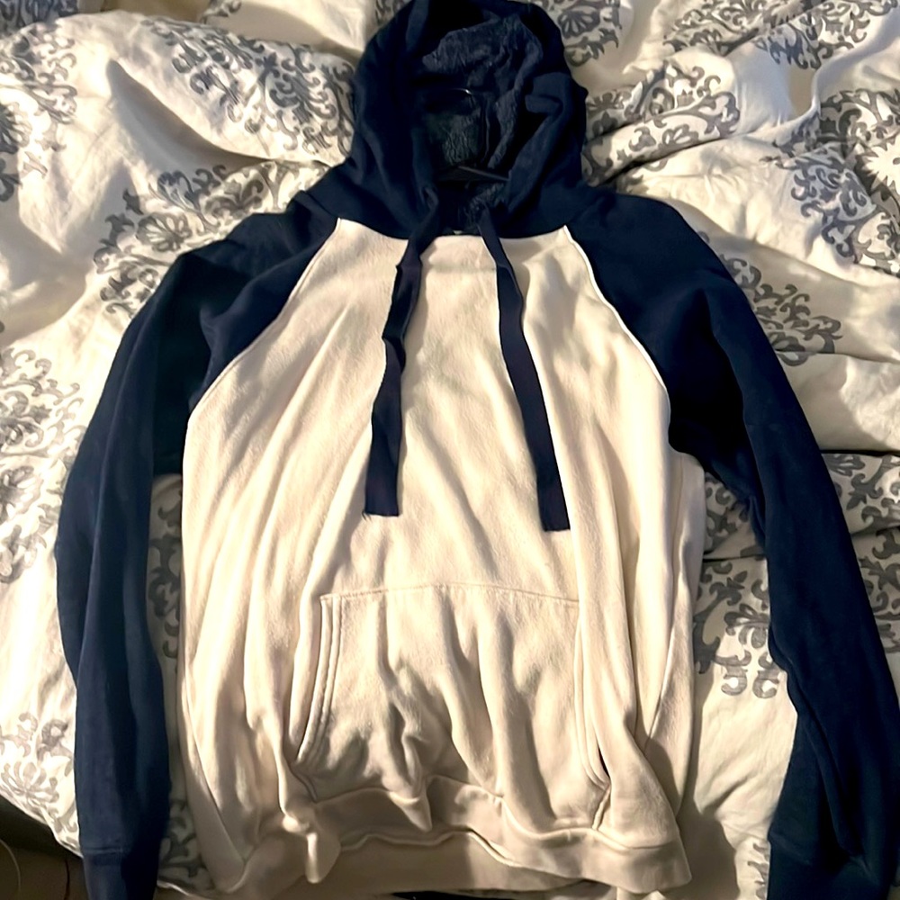 American Eagle small hoodie